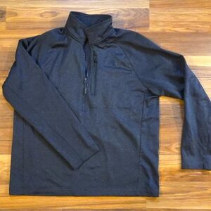 Men's The North Face Half Zip Pullover. XL. Like New.